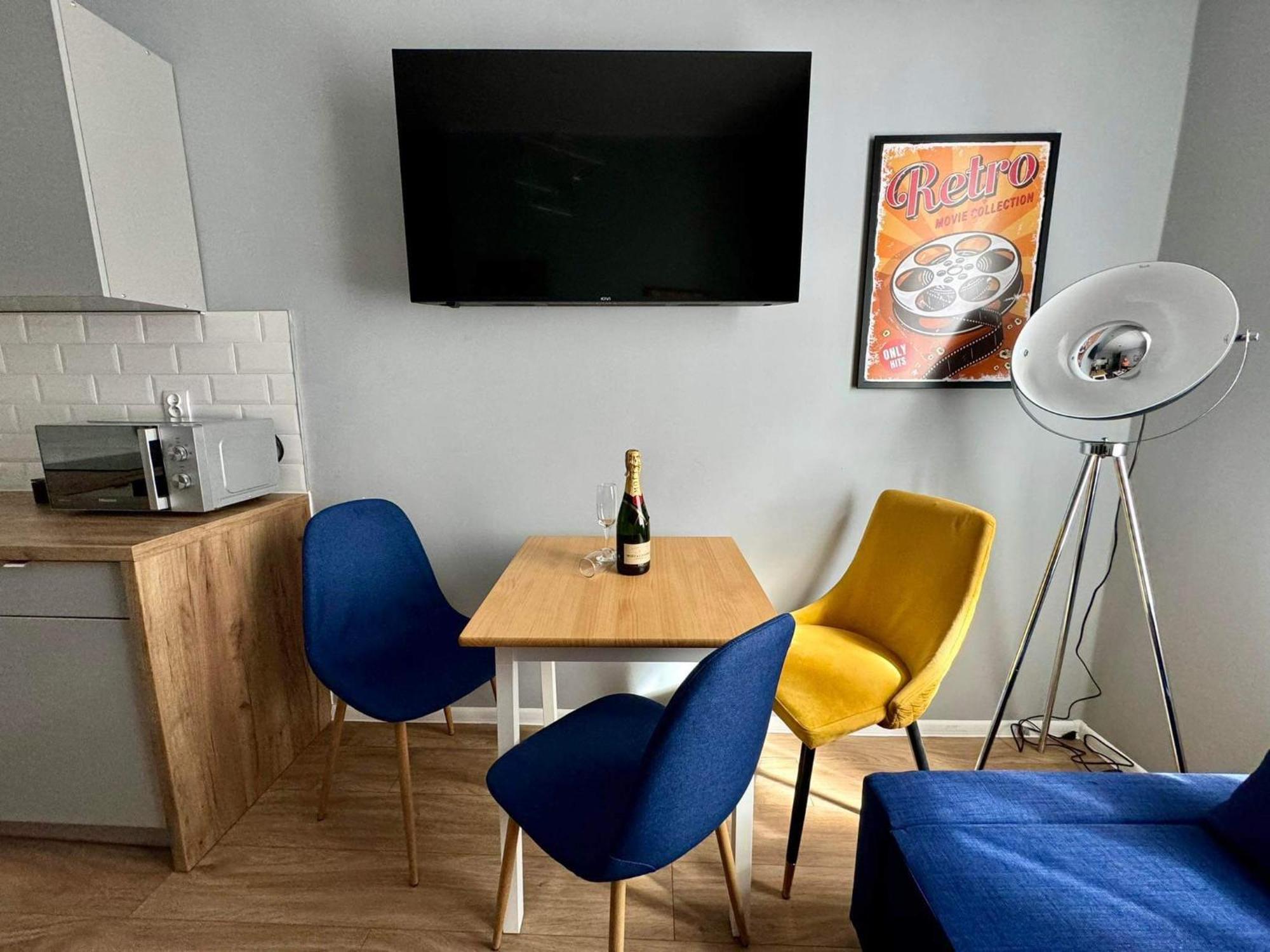 Apartament Filmowy 瓦乌布日赫 外观 照片